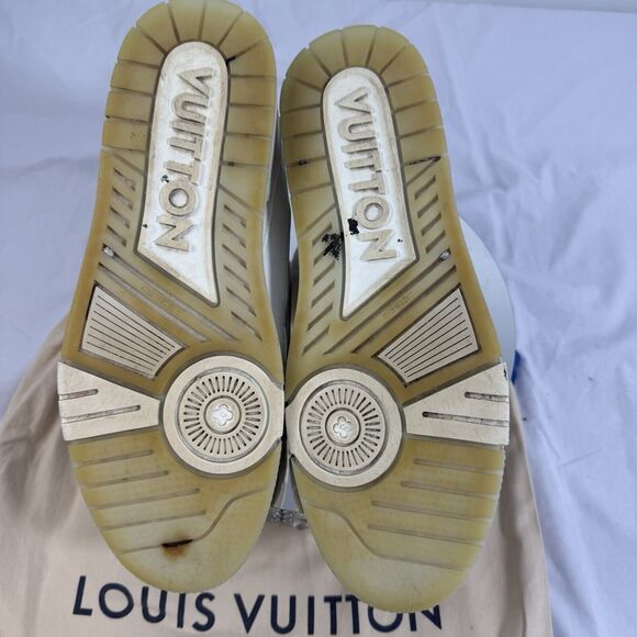 Louis Vuitton LV Trainers White Sneakers – Size 9 US Authentic-Used - Picture 14 of 14